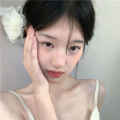 女哭声